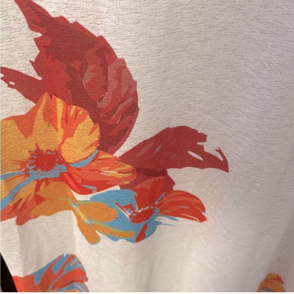 Zara long sleeve sheer top. White with beautiful floral pattern. Medium - Picture 5 of 7